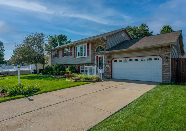 3rd image of 6320 Savannah Ave, Portage, IN 46368 | MLS# 841956