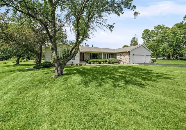 29th image of 425 Rolling Meadow Dr, Valparaiso, IN 46385 | MLS# 841617