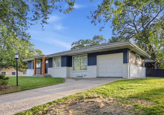 17th image of 3930 Marshall St, Gary, IN 46408 | MLS# 842987