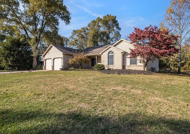 Homes for sale in Wheatfield, IN | 3618 Fase Dr, Wheatfield, IN 46392 | MLS# 841605