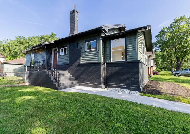 1st image of 805 Lincoln St, Gary, IN 46402 | MLS# 841616