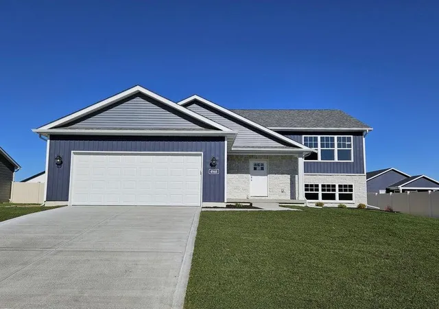 1st image of 5089 Stephen Ln, Lowell, IN 46356 | MLS# 841628