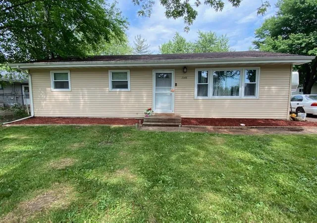 Homes for sale in Merrillville, IN | 3348 W 80th Ave, Merrillville, IN 46410 | MLS# 841675