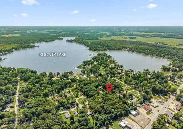 Homes for sale in Walkerton, IN | 7804 N Topinabee Rd, Walkerton, IN 46574 | MLS# 841677