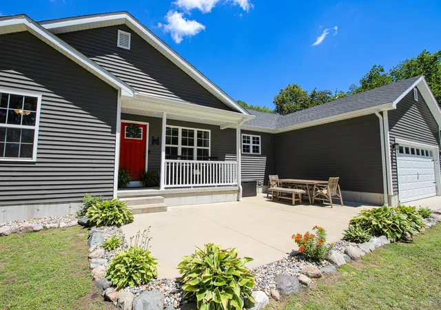 Homes for sale in Wheatfield, IN | 1174 E 1275 N, Wheatfield, IN 46392 | MLS# 841840