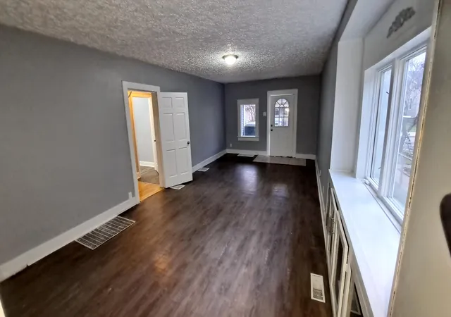 Photo 4 of Single family home for sale at 1518 N Ewing St, Indianapolis, IN 46201 | MLS# 841686 | Listing updated on 2026-08-19