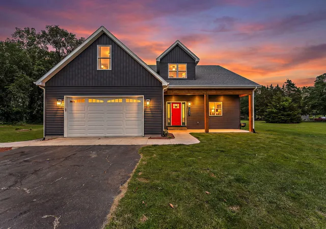 Homes for sale in Wheatfield, IN | 13421 N Oriole Dr, Wheatfield, IN 46392 | MLS# 841695