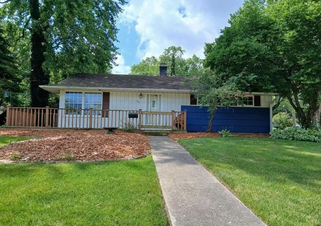 Homes for sale in Schererville, IN | 345 E Joliet St, Schererville, IN 46375 | MLS# 841704