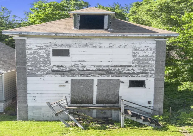 1st image of 1241 W 17th Ave, Gary, IN 46407 | MLS# 841766