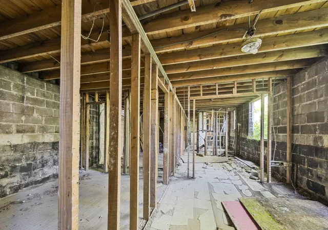 3rd image of 1241 W 17Th Ave, Gary, IN 46407 | MLS# 841766