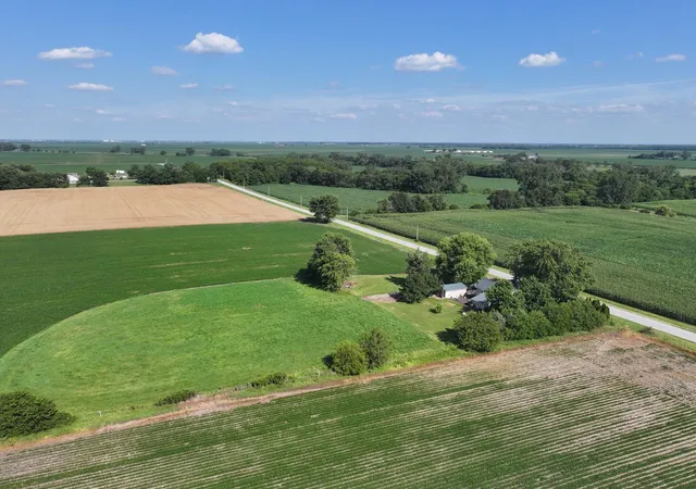 3rd image of 348 W 300 S, Rensselaer, IN 47978 | MLS# 841912