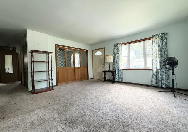 Homes for sale in Hammond, IN | 3352 Kenwood St, Hammond, IN 46323 | MLS# 841718
