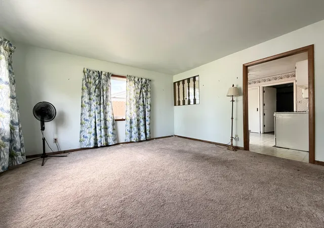 Homes for sale in Hammond, IN | 3352 Kenwood St, Hammond, IN 46323 | MLS# 841718