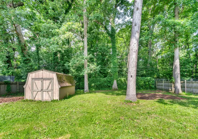 25th image of 2916 Elmwood St, Portage, IN 46368 | MLS# 841714