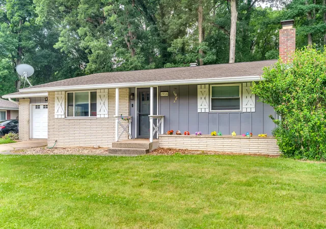 2nd image of 2916 Elmwood St, Portage, IN 46368 | MLS# 841714