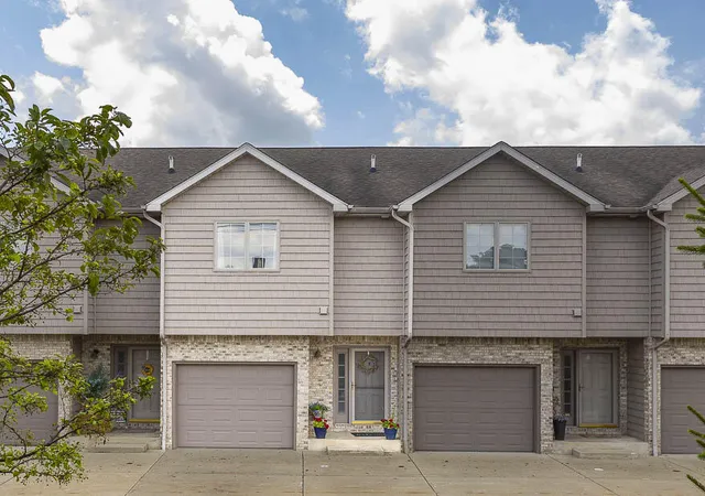 1st image of 20 N Shore Dr, La Porte, IN 46350 | MLS# 841723