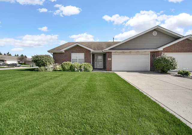 Homes for sale in Merrillville, IN | 1227 W 82nd Ave, Merrillville, IN 46410 | MLS# 841949