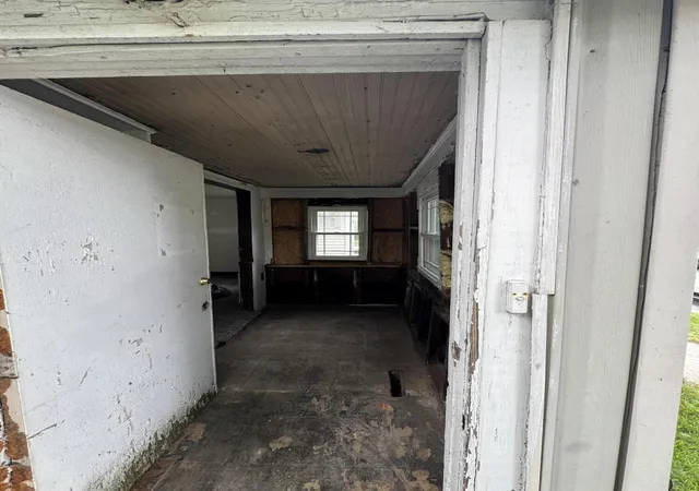 3rd image of 1306 Sherman St, Hammond, IN 46320 | MLS# 841753