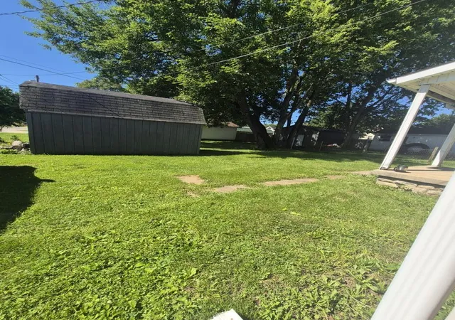 Homes for sale in Connersville, IN | 521 W 21st St, Connersville, IN 47331 | MLS# 841748