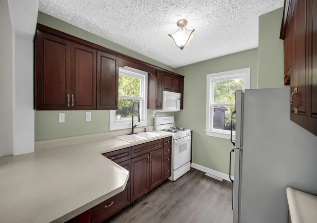Photo 3 of Sale Pending at 7806 Marshall St, Merrillville, IN 46410 | MLS# 841777 | Listing updated on 2026-09-03