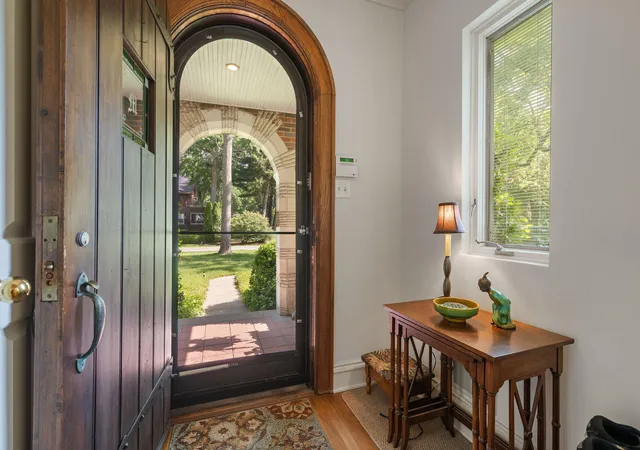 Photo 3 of Single family home for sale at 213 Kenwood Pl, Michigan City, IN 46360 | MLS# 841767 | Listing updated on 2026-08-12