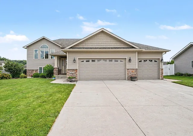 1st image of 5787 W 172nd Pl, Lowell, IN 46356 | MLS# 841780