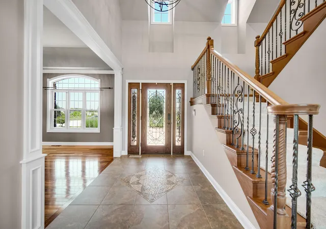3rd image of 286 Overlook Ct, Valparaiso, IN 46385 | MLS# 841894