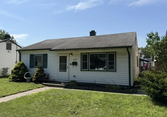Homes for sale in Hammond, IN | 1636 E 173Rd Pl, Hammond, IN 46324 | MLS# 841783