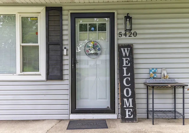 3rd image of 5420 Marcella Rd, Merrillville, IN 46410 | MLS# 841800