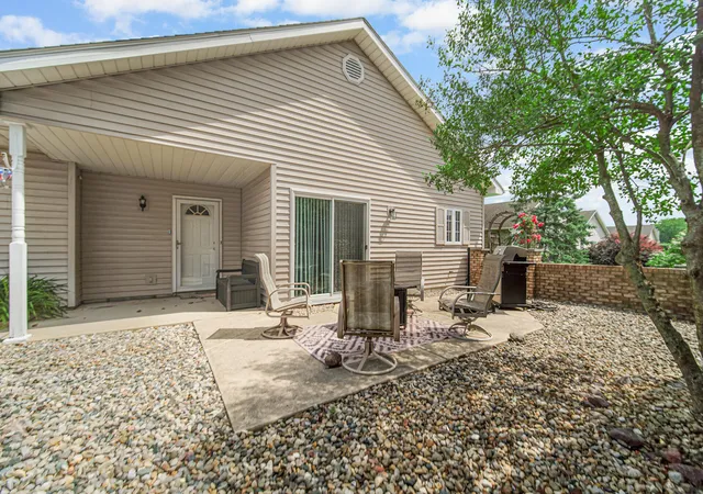 4th image of 1659 Redbud Dr, Hobart, IN 46342 | MLS# 841944