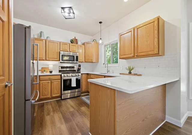 4th image of 504 Oakwood Dr, Chesterton, IN 46304 | MLS# 842143