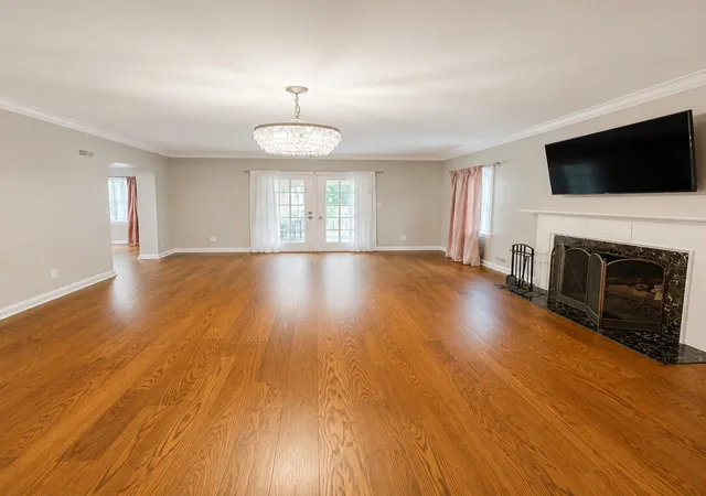 2nd image of 921 Strong Ave, Elkhart, IN 46514 | MLS# 841810