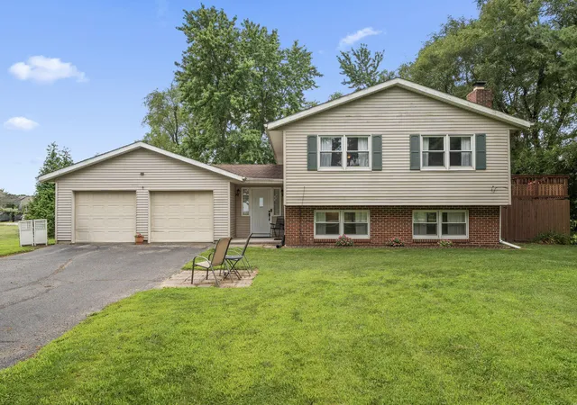1st image of 374 E 1125 S, Kouts, IN 46347 | MLS# 841910