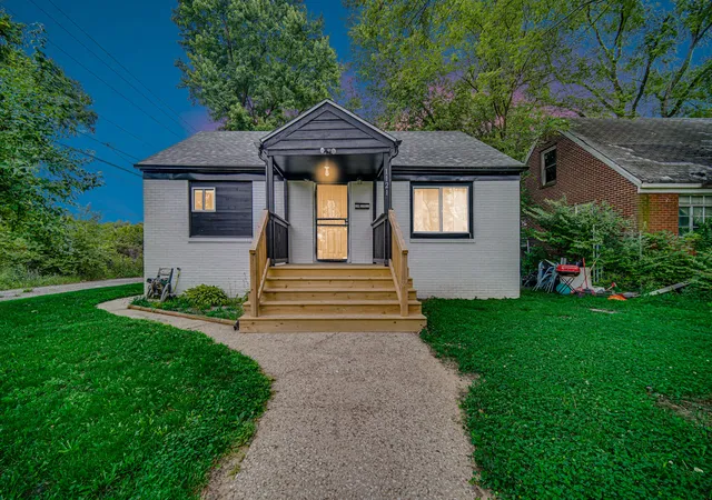 1st image of 1121 Wright St, Gary, IN 46404 | MLS# 841824