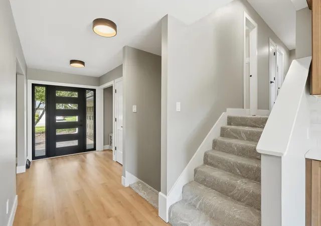 5th image of 1109 Azalea Dr, Munster, IN 46321 | MLS# 841837