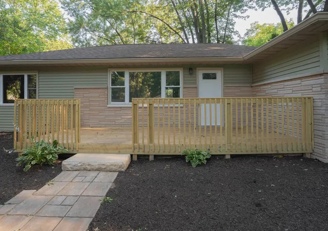3rd image of 5433 Fitz Ave, Portage, IN 46368 | MLS# 841979