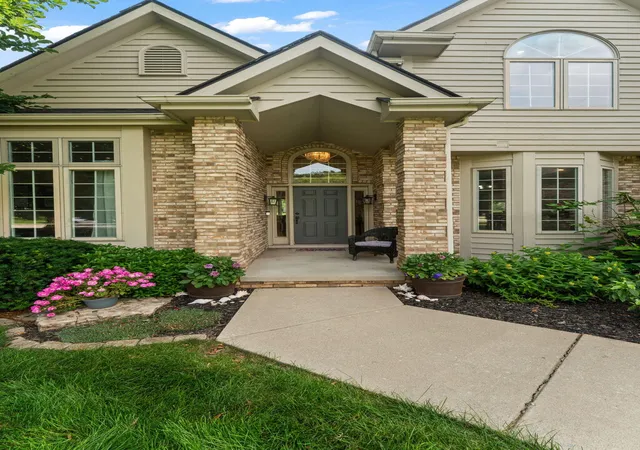 3rd image of 1591 Hogan Ave, Chesterton, IN 46304 | MLS# 842114