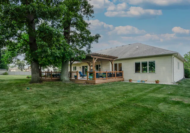 Homes for sale in Schererville, IN | 5365 72nd Ave, Schererville, IN 46375 | MLS# 842010