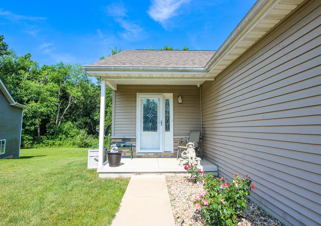 Homes for sale in Lowell, IN | 17312-17314 Brookwood Dr, Lowell, IN 46356 | MLS# 841923