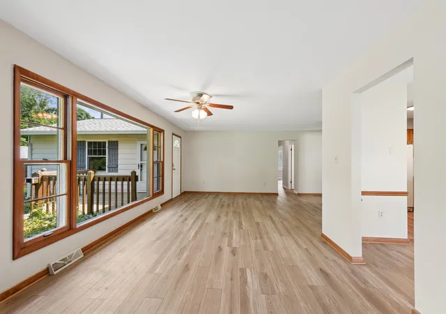 Photo 2 of Single family home for sale at 1009 Illinois St, Valparaiso, IN 46383 | MLS# 842396 | Listing updated on 2026-09-04