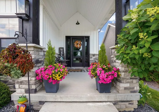 3rd image of 929 Galway St, Crown Point, IN 46307 | MLS# 841875