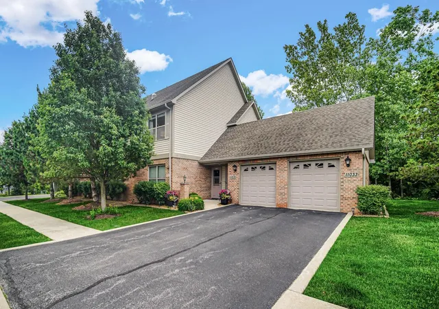 Homes for sale in Saint John, IN | 11031 Beacon Ct, Saint John, IN 46373 | MLS# 841887