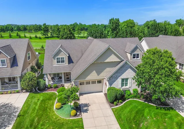 4th image of 1018 Sterling Ct, Crown Point, IN 46307 | MLS# 841902