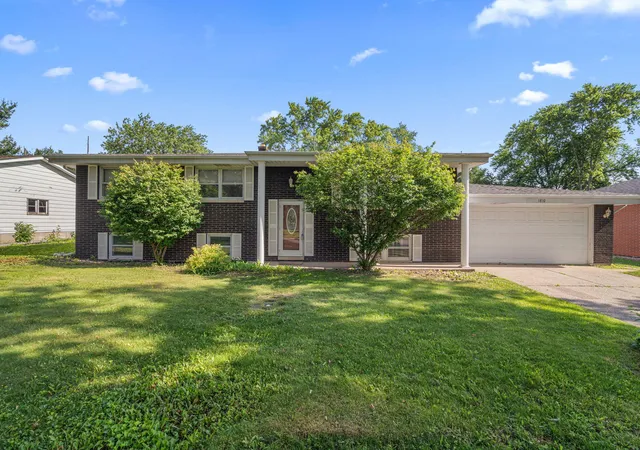 1st image of 1810 W 93rd Pl, Crown Point, IN 46307 | MLS# 842071