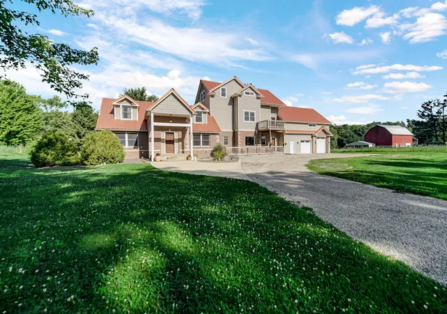 Photo 2 of Single family home for sale at 7692 N Emery Rd, Rolling Prairie, IN 46371 | MLS# 841955 | Listing updated on 2026-09-17