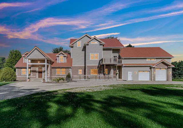 Photo 3 of Single family home for sale at 7692 N Emery Rd, Rolling Prairie, IN 46371 | MLS# 841955 | Listing updated on 2026-09-17