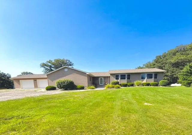 Homes for sale in Wheatfield, IN | 2522 W County Road 1400 N, Wheatfield, IN 46392 | MLS# 841959