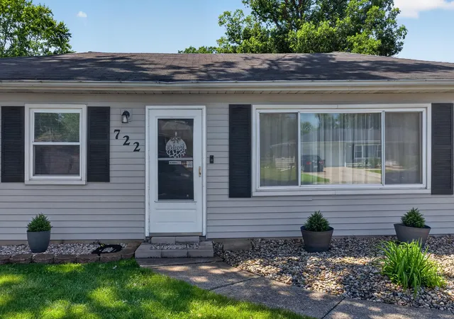 3rd image of 722 Fremont Rd, Valparaiso, IN 46385 | MLS# 841954