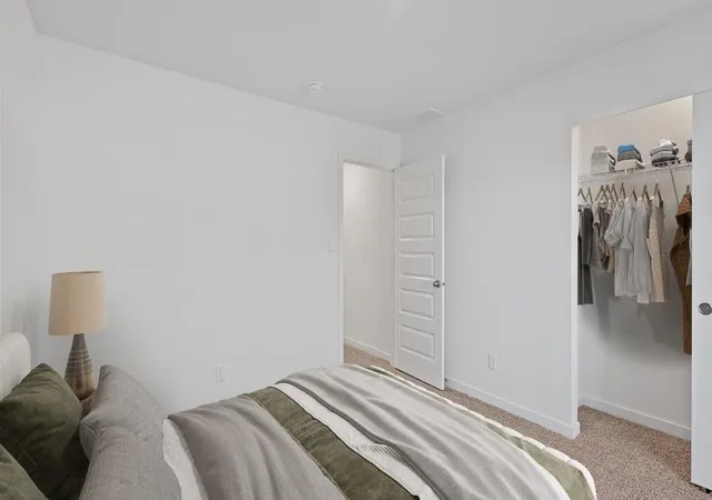 5th image of 75 Maximillian Dr, Hobart, IN 46342 | MLS# 841966