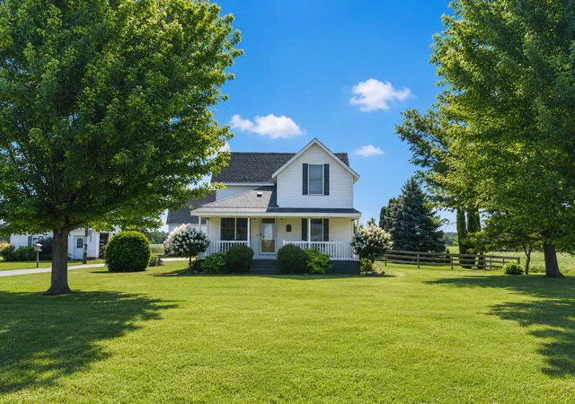 2nd image of 12715 Randolph St, Crown Point, IN 46307 | MLS# 842026